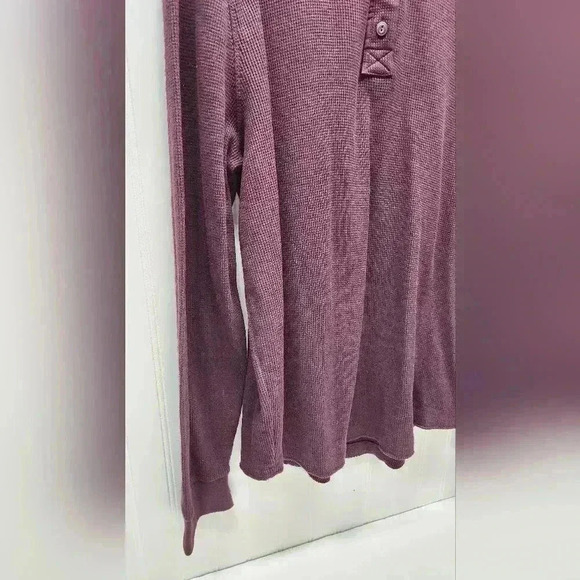 GAP HENLEY BURGUNDY XL EXCELLENT CONDITION - Picture 5 of 10